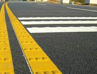 行車錯覺模擬分析及道路標線優(yōu)化